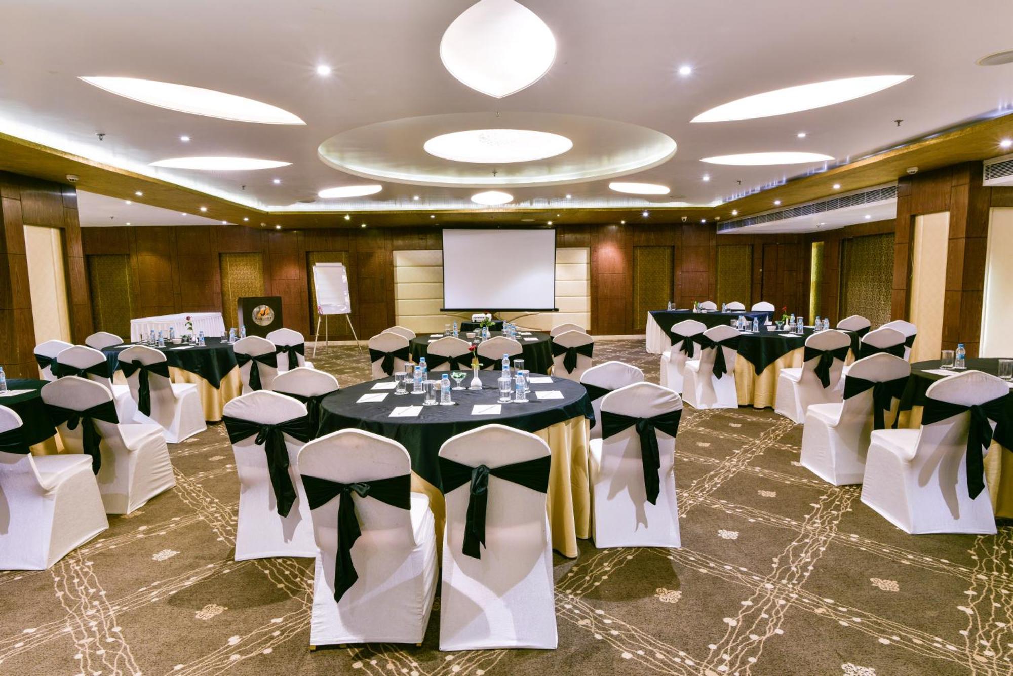 Renest Jaipur Hotel Exterior photo